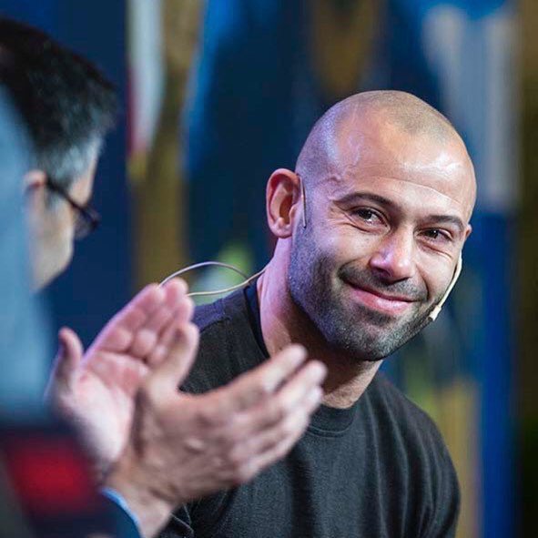 Bareclonesta's tweet photo. ماسكي 😢😢😢😢😢
#ThanksMasche 😢💔
You will be in our hearts forever ❤️💙 Thanks for every moment and every second you played in 7 and half seasons 😢😢😢
Beast @Mascherano https://t.co/0wjzCB5xNU