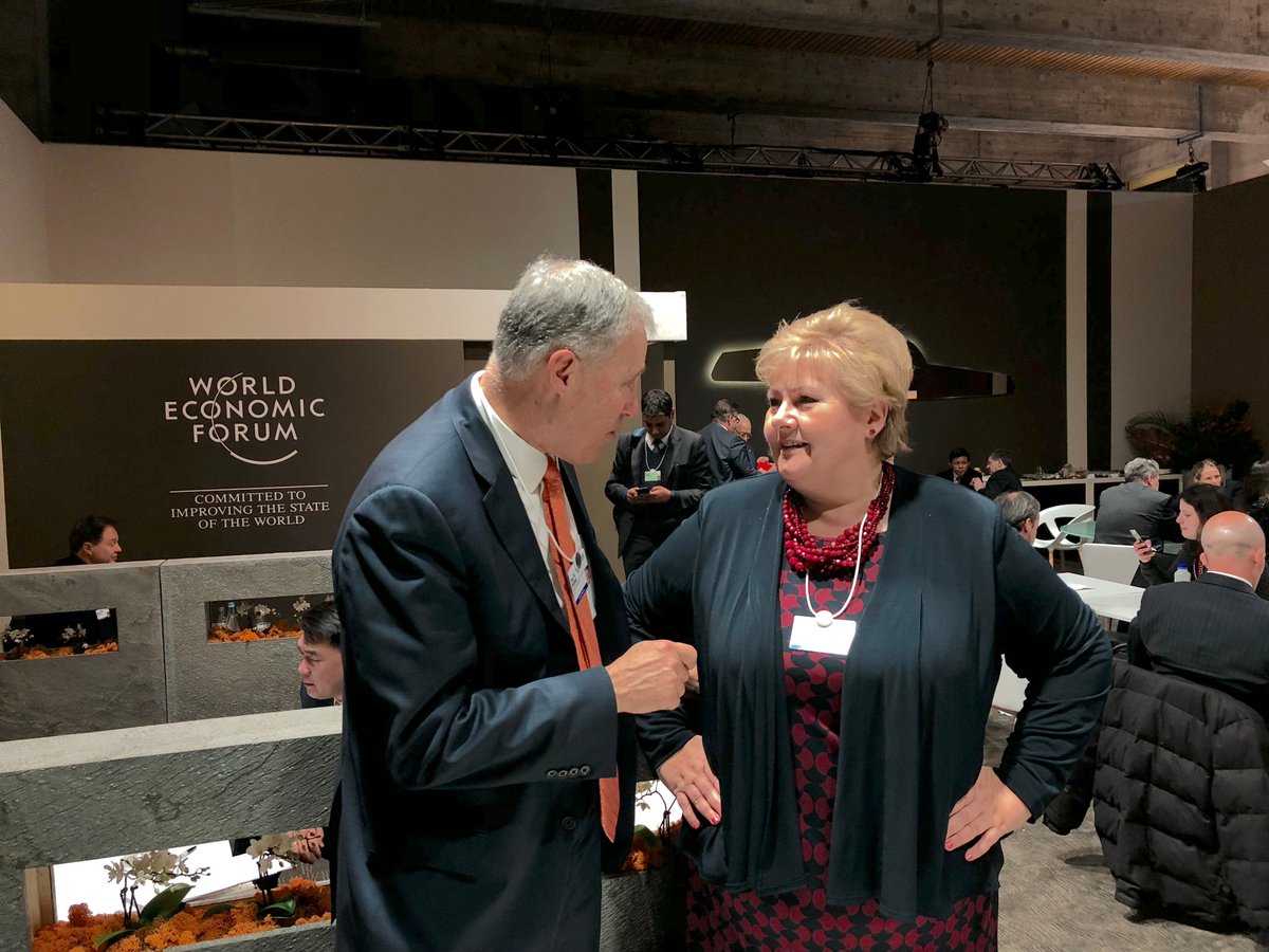 GovBobFerguson's tweet photo. I had the opportunity to speak with Norway Prime Minister @erna_solberg today at the @wef about her nation's work to electrify its ferries and increase the use of electric vehicles. #WEF18 https://t.co/d5IXd6Hs0j
