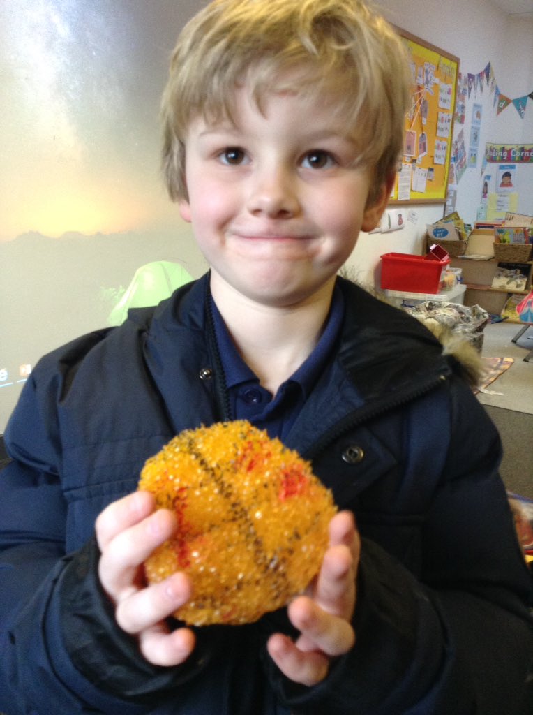 Hoyland Common KS1 tweet media