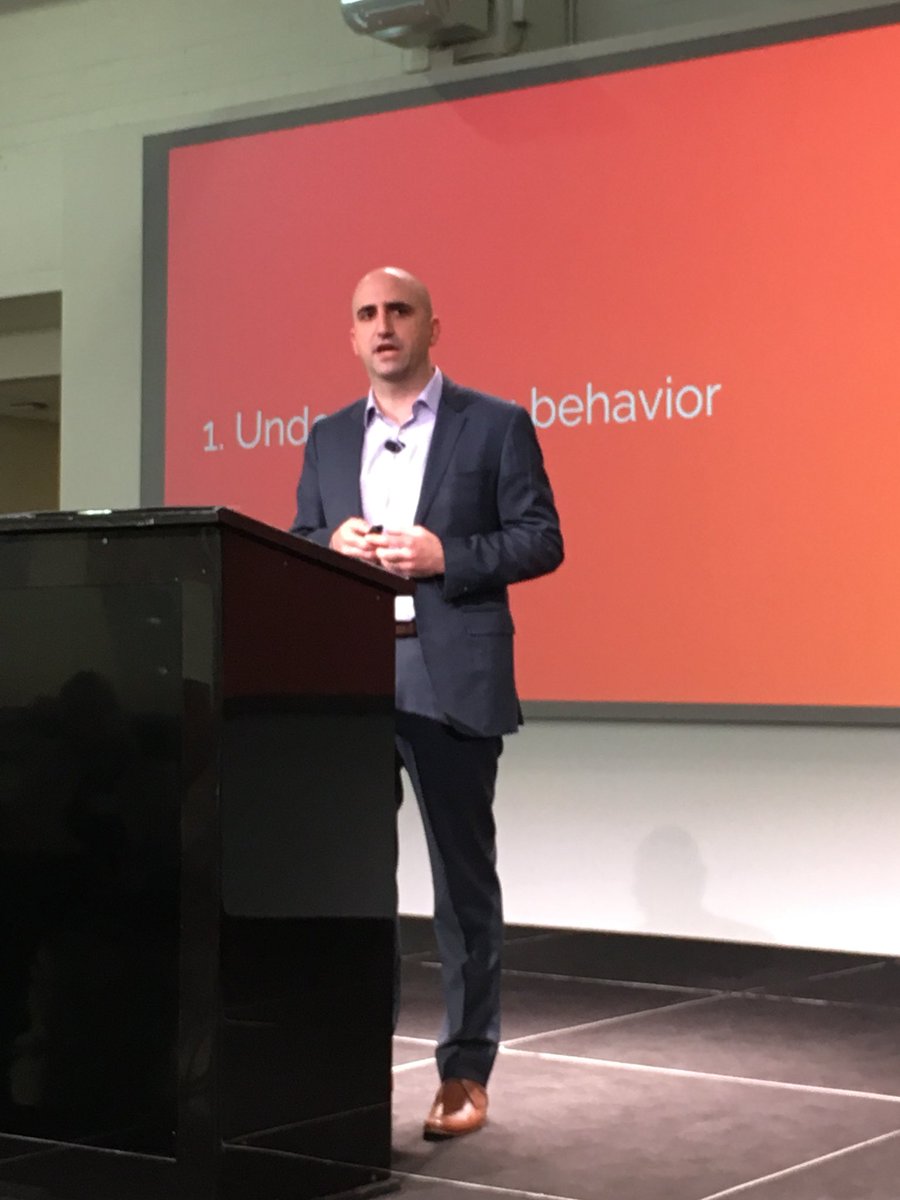 VitalityUSA's tweet image. Vitality USA CEO Tal Gilbert sharing latest trends in health and wellness at our event with @bcmhouston #employeehealth
