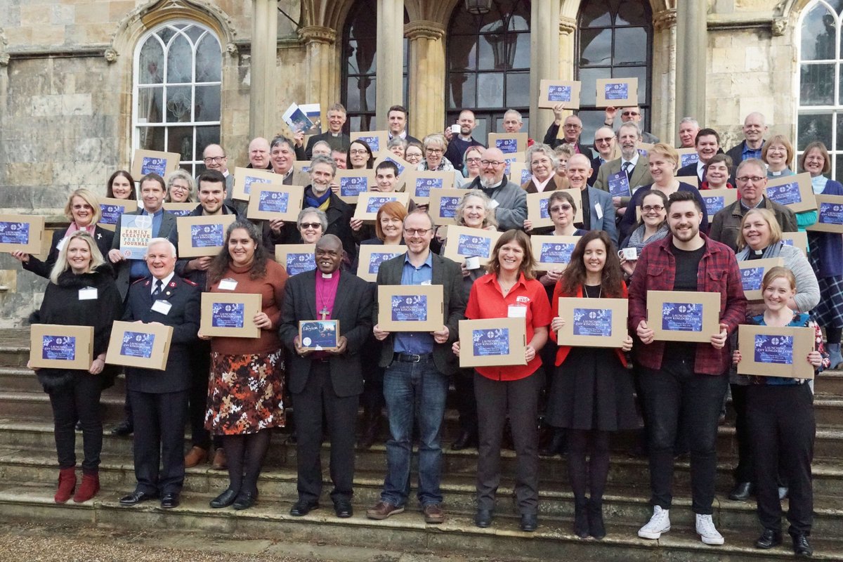 OfficeofABC's tweet image. We’ve now launched this year's @thykingdom_come - yesterday at Bishopthorpe, today at @LambethPalace! Huge blessing to be joined by friends from so many different churches and denominations. There's no limit to the Kingdom of God, so let's pray #ThyKingdomCome. #TKC2018