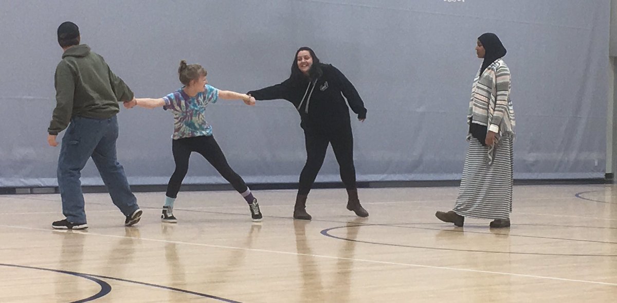 JMMaldonadoP's tweet photo. Such a cool way to incorporate modern dance into moments of The Great Gatsby. Thank you Mr. Deering and @pdimock! #SPPSinspiredlearning #creativity #collaboration https://t.co/YGqxn1NdbS