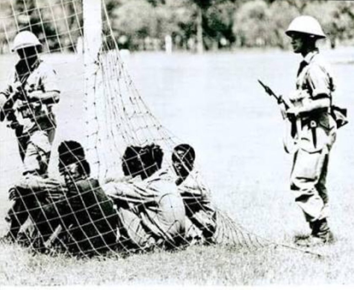 HistoryKE's tweet photo. On this day in 1964, soldiers from the 11 battalion of the Lanet-based Kenya Rifles broke into the armory and staged a mutiny, which was however quickly quashed. https://t.co/AFKfvXw48v