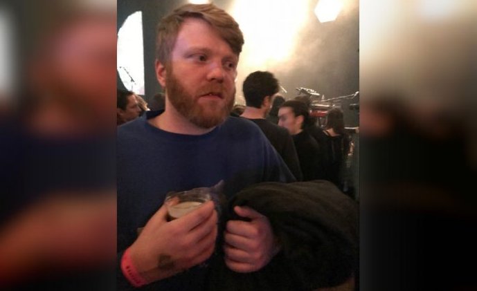 WhiskeyJournal's tweet photo. Man Holding Jacket For 4 Hours Saves $2 On Coat Check
https://t.co/QK6BaEKBKs https://t.co/4JnkBMGKYq