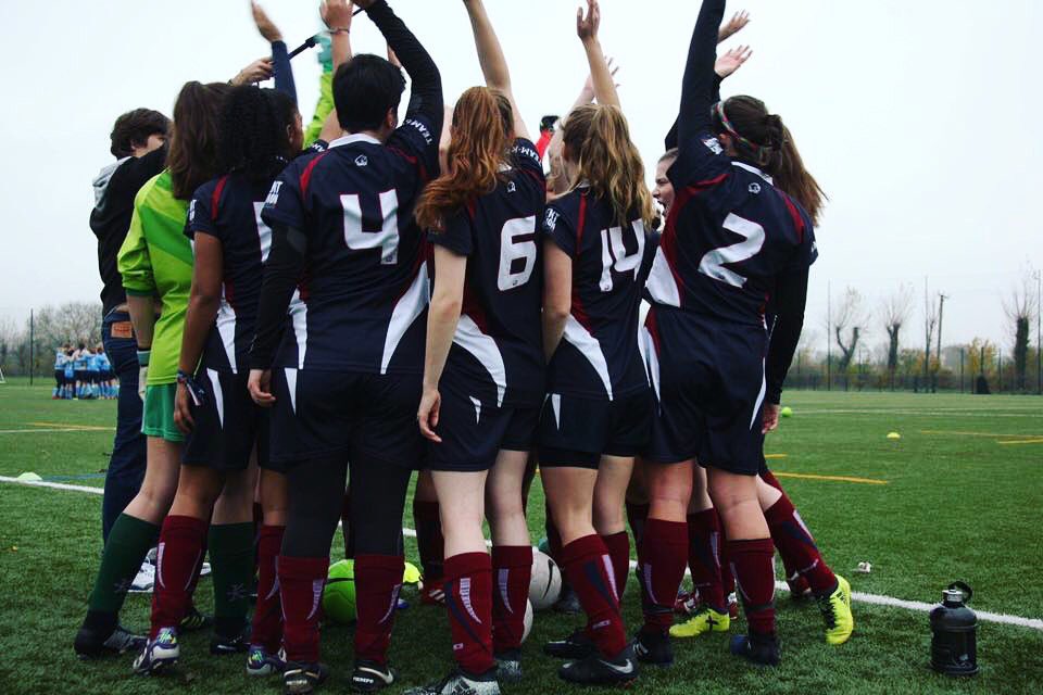 Great performance today by the First-Team, a 4-1 win against Queen Mary! An amazing start to the New Year and hopefully more victories to come! 
#teamkent #thisgirlcan #thiskentgirlcan #varisty18