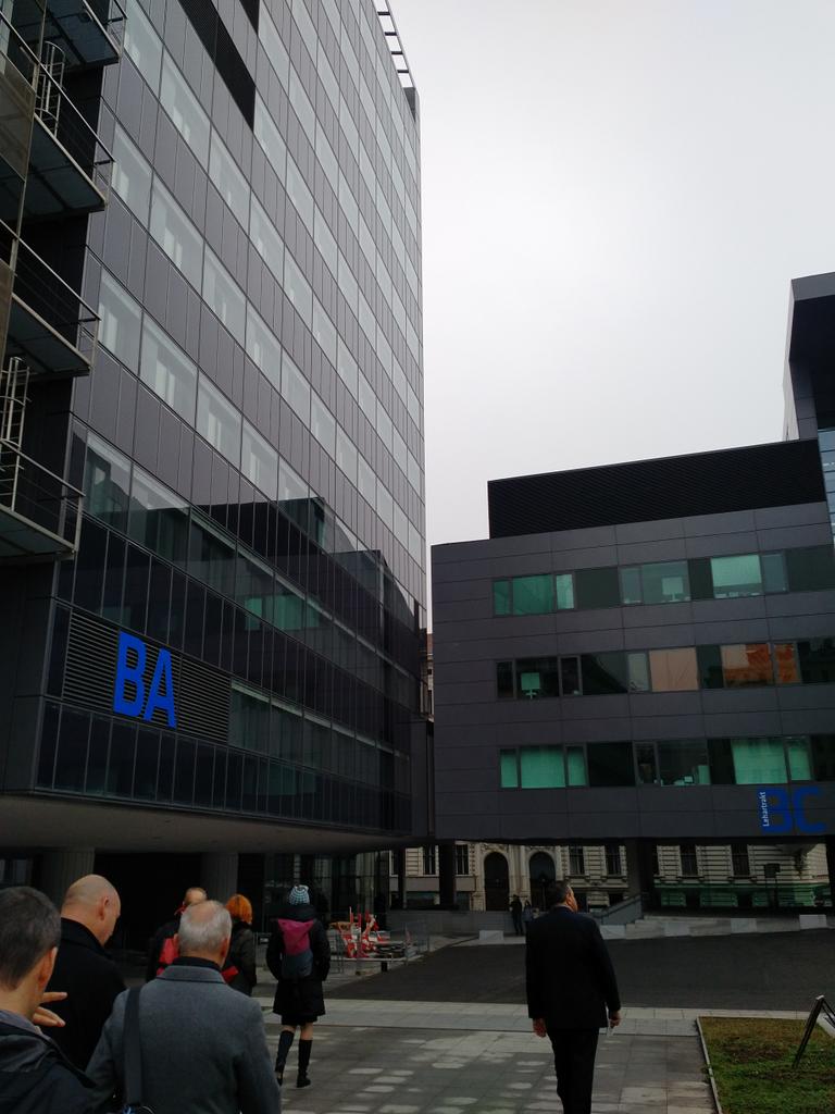 jmccallum52's tweet photo. Technical University, Vienna, plus energy office building#sustainable#greenbuildimg#design#mccallumsather https://t.co/nGaTphUzNH