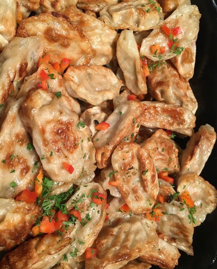 westernufood's tweet photo. Pot Stickers at Rez Dining.🙌🏼 #AboutLastNight #studentsfav #westernufood https://t.co/JfGe2QpQKc