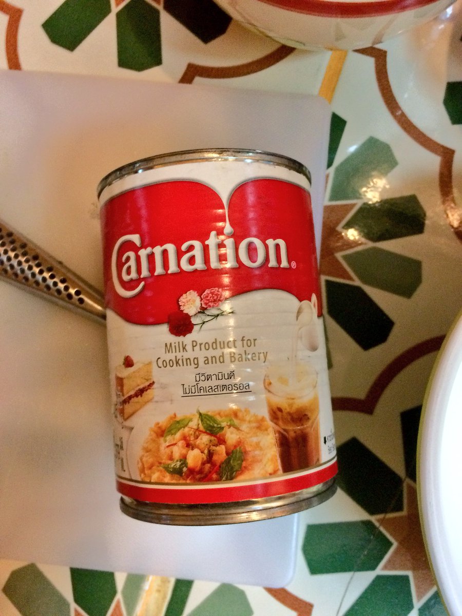 カチスヨウコ Sur Twitter 市場で買い物しながら材料の名前を覚えています 今日はカボチャと玉ねぎと鶏モモを買ってカボチャスープ 生クリームも牛乳も忘れたので家にあった缶のミルクを使いました 缶ミルクはノムコン นมข น練乳はノムコンジュートนมช นจ ดタイの紅茶や カチスヨウコ Sur Twitter 市場で買い物しながら材料の名前を覚えています 今日はカボチャと玉ねぎと鶏モモを買ってカボチャスープ 生クリームも牛乳も忘れたので家にあった缶のミルクを使いました 缶ミルクはノムコン นมข น練乳はノムコンジュートนมช นจ ดタイの紅茶や