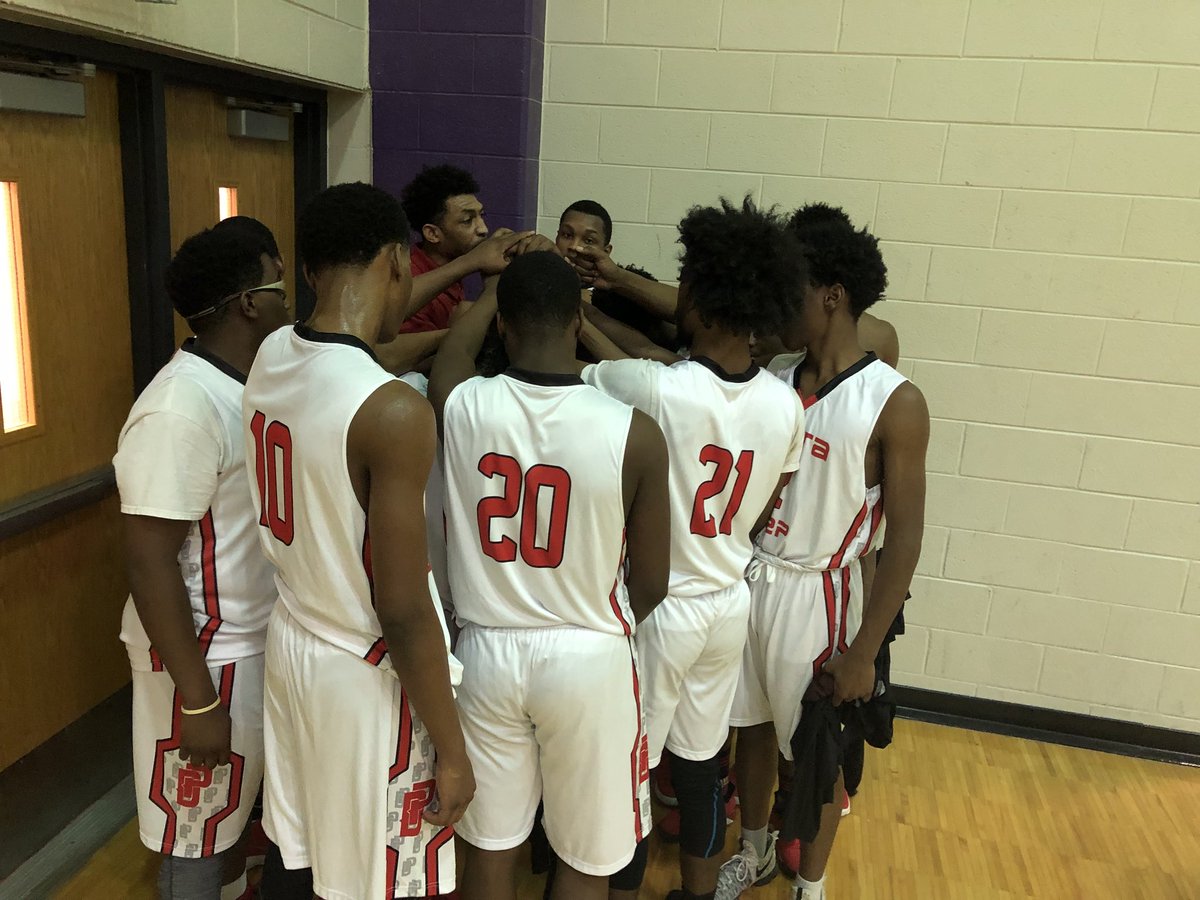 ddpathletics's tweet photo. HUGE CONGRATS to our Varsity Pioneers &amp; our Head Coach Ajaye Love. They are #1 in their Conference league play! https://t.co/Hf0ywZuDAZ