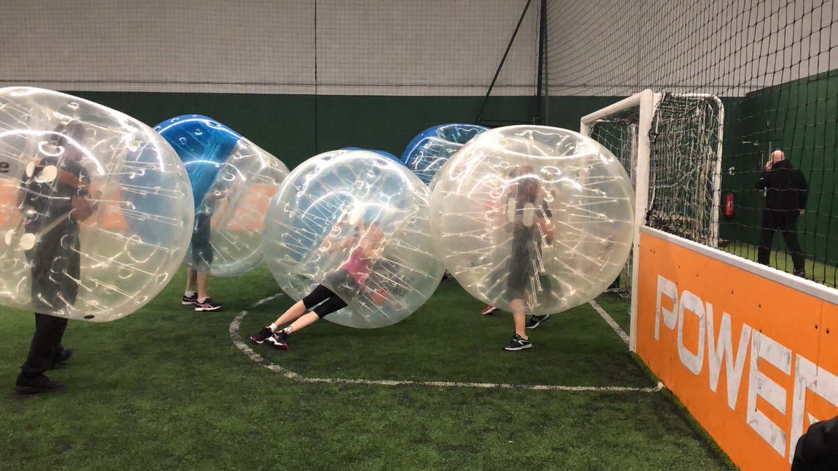 Sourdline's tweet photo. Il y a la joie de vivre chez Sourdline !
#urbansoccer #urbanbubble #teamsourdline https://t.co/af6BzFut4b