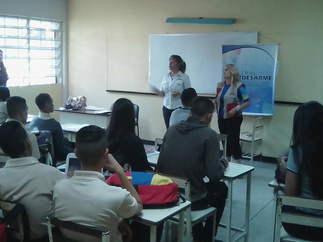 Jornada Preventiva con apoyo de organismos gubernamentales <a href="/PRENSACICPC/">PRENSA CICPC</a> @ONATachira <a href="/GNB_TachiraGDP/">GNB PUEBLO TÁCHIRA 😷👍</a> <a href="/dednna_cuentac/">Denna Cuenta Conmigo</a> <a href="/divceup/">Comunidades ZET</a> <a href="/codennat/">codennat</a> <a href="/DPDTachira/">DPD Táchira</a> <a href="/charlychaves/">Charly Rojas Chaves</a> @ZonaEducTachira <a href="/municipiosc/">SalaSanCristóbalZET</a>