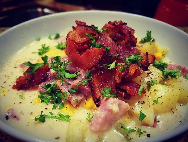 andrewsmith1443's tweet photo. Day 2 of #hamathon week continues with this Ham and Potato chowder with bacon and parsley https://t.co/QMzyUmwBAu