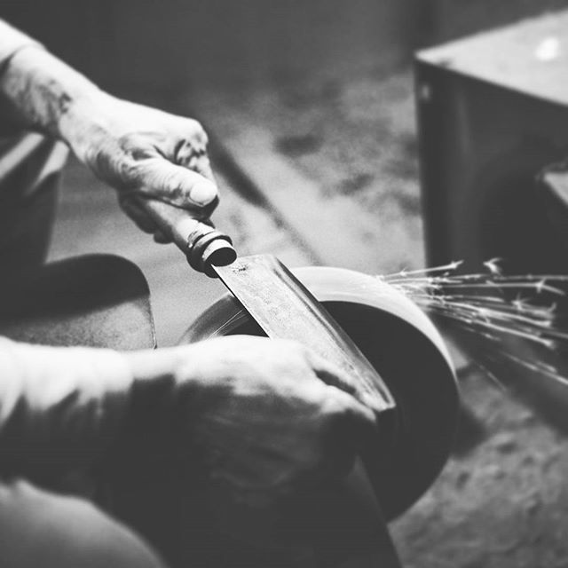HabitSmith's tweet photo. Give me six hours to chop down a tree and I will spend the first four sharpening the axe. ~Abraham Lincoln
.
.
.
.
#bladesmith #blades #smith #blacksmith #forge #motivation #hardwork #sharpen #knives #metalwork #bushcraft #selfimprovement #knifemaker #ha… https://t.co/qpRD7lHQ34 https://t.co/SKm70Djm5j