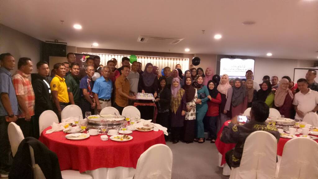 Permulaan tahun baru 
Tahniah <a href="/relapahang/">RELA Negeri Pahang</a> <a href="/RazibSRBrians/">R-jib</a> 
Atas penganjuran Majlis Sanjung Budi dan Majlis Pelancaran Kelab Kebajikan &amp; Rekreasi RELA Pahang
<a href="/relamalaysia/">relamalaysia</a> <a href="/zulkifliabidin/">Zul Abidin</a> <a href="/kamarudin_rapig/">Kamarudin Mohd Rapig</a>