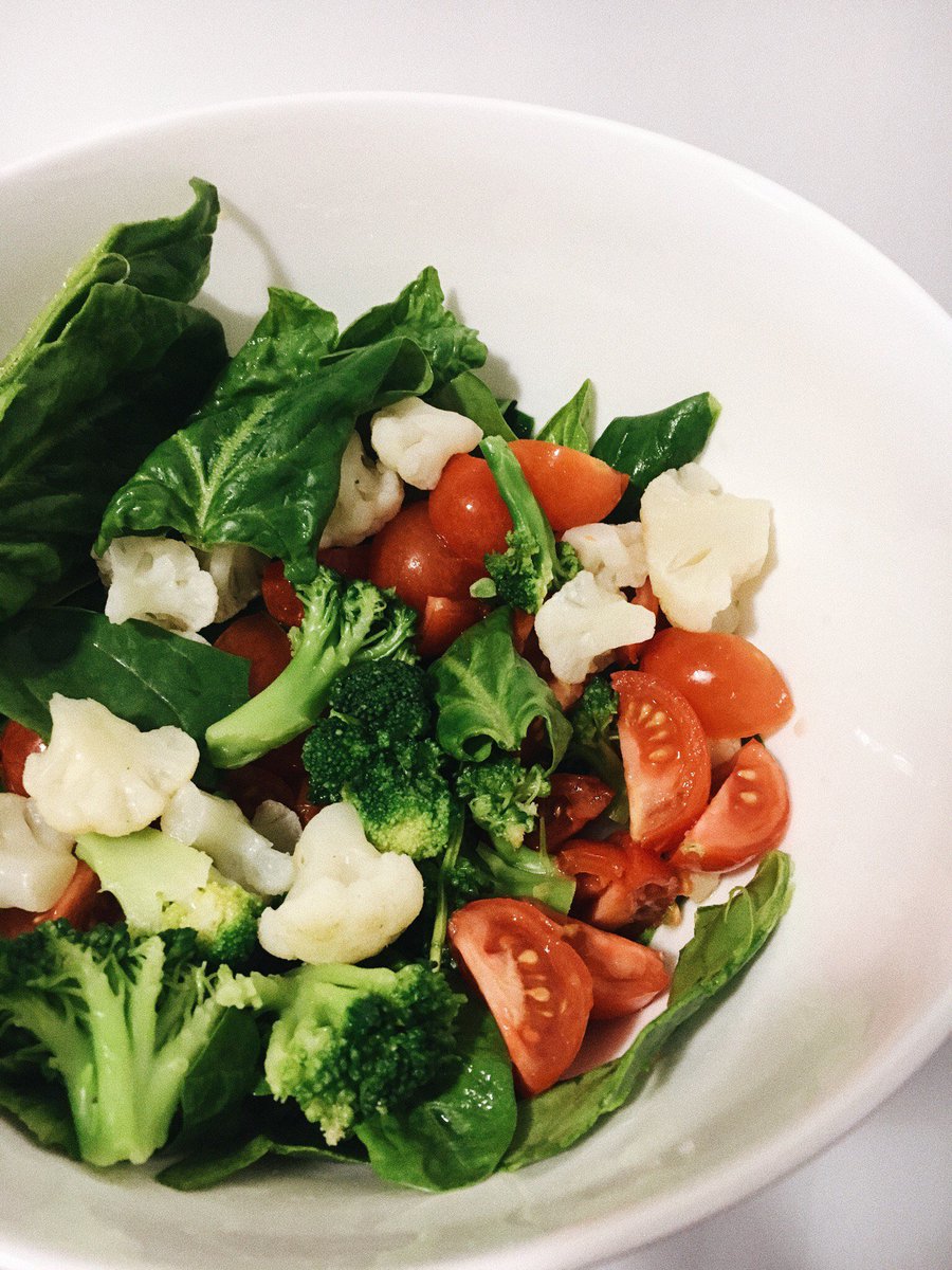 LinaBlumen's tweet photo. 😍😋https://t.co/Y3JadnG9rN #veganfoodshare #foodporn #whatveganseat #blog #veganblog #veganrecipes #veganlunch #veganfood #Superfood #GoVegan https://t.co/zUPfMl5Q3O