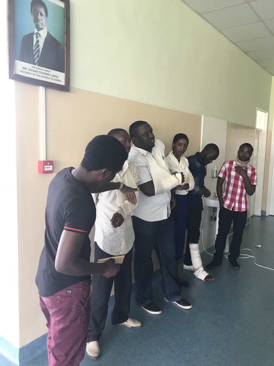 COglobalEM's tweet image. Great day 3 at #WHOBEC course •splint competition •shock •trauma sim and airway management #zambia #AFEM @ejbcalvello