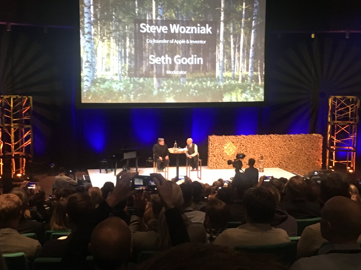 janj00's tweet photo. Yesterday #iiot today #NBFSweden  with Steve Wozniak👍 also good speak by Seth Godin. https://t.co/ylQrGORR1d
