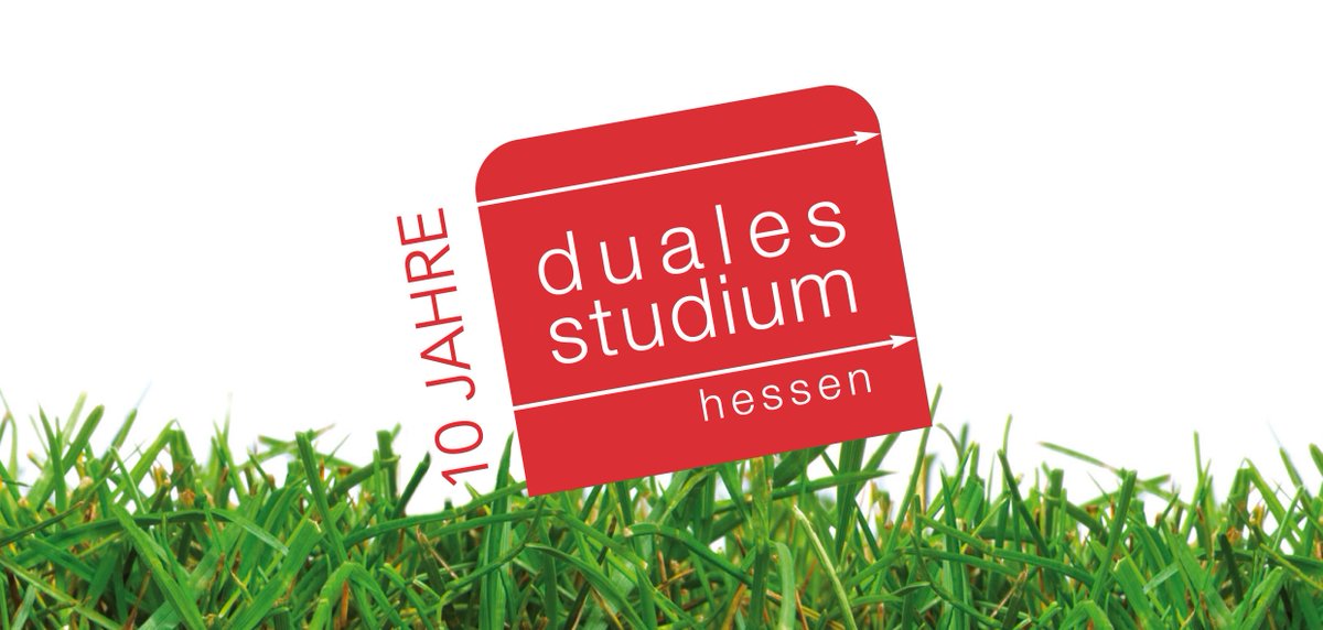 Duales_Studium's tweet photo. 10 Jahre Duales Studium Hessen, über 10.000 Absolventinnen und  Absolventen! Eine Woche lang öffnen die Bildungsanbieter ihre Türen und   informieren vor Ort über Kooperations- und Karrieremöglichkeiten.  Vorbeikommen lohnt sich! Veranstaltungsübersicht: https://t.co/RUHPhAsvWG https://t.co/Mpqm6z8tE7
