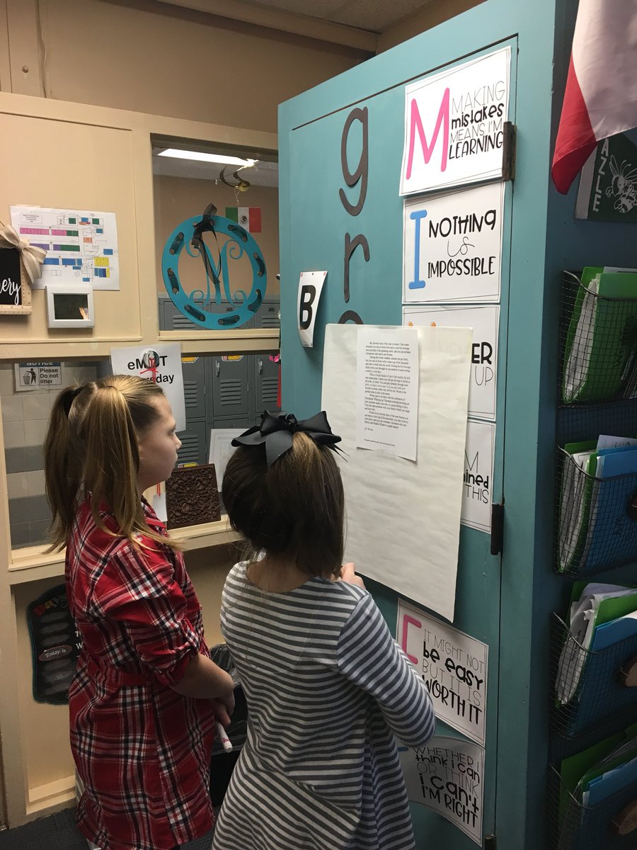 Great writing Gallery Walk today! Checking out some great essays and deciding what we love about them #wearewalnutcreekworldchangers