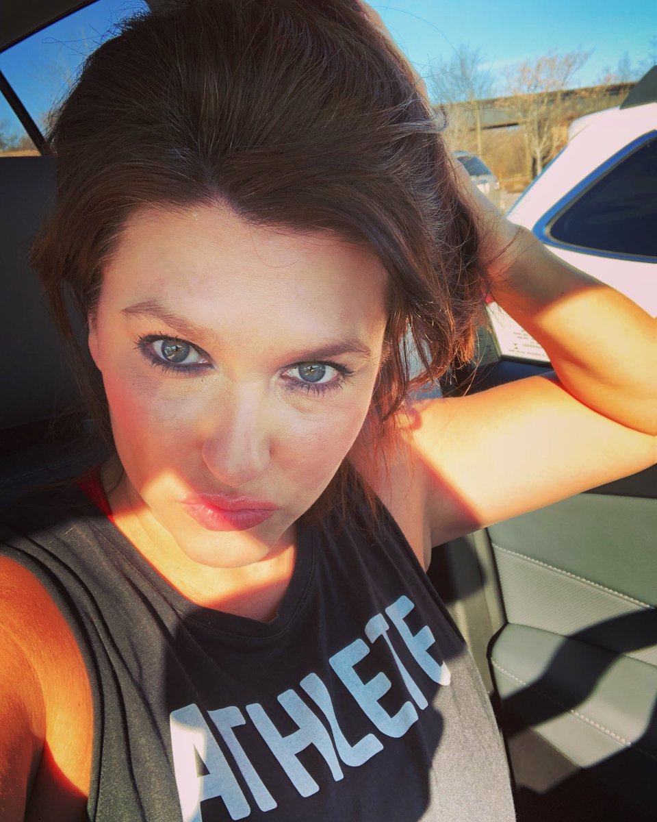 Megan Heidlberg on Twitter: "So that was brutal!!!! But it's over.....until  tomorrow. 🤦🏻‍♀️💪 #CrossFit #openprep #sohard #6weekspostbaby  #not100percent #tryingrealhard https://t.co/qf3lQGZTdY" / Twitter