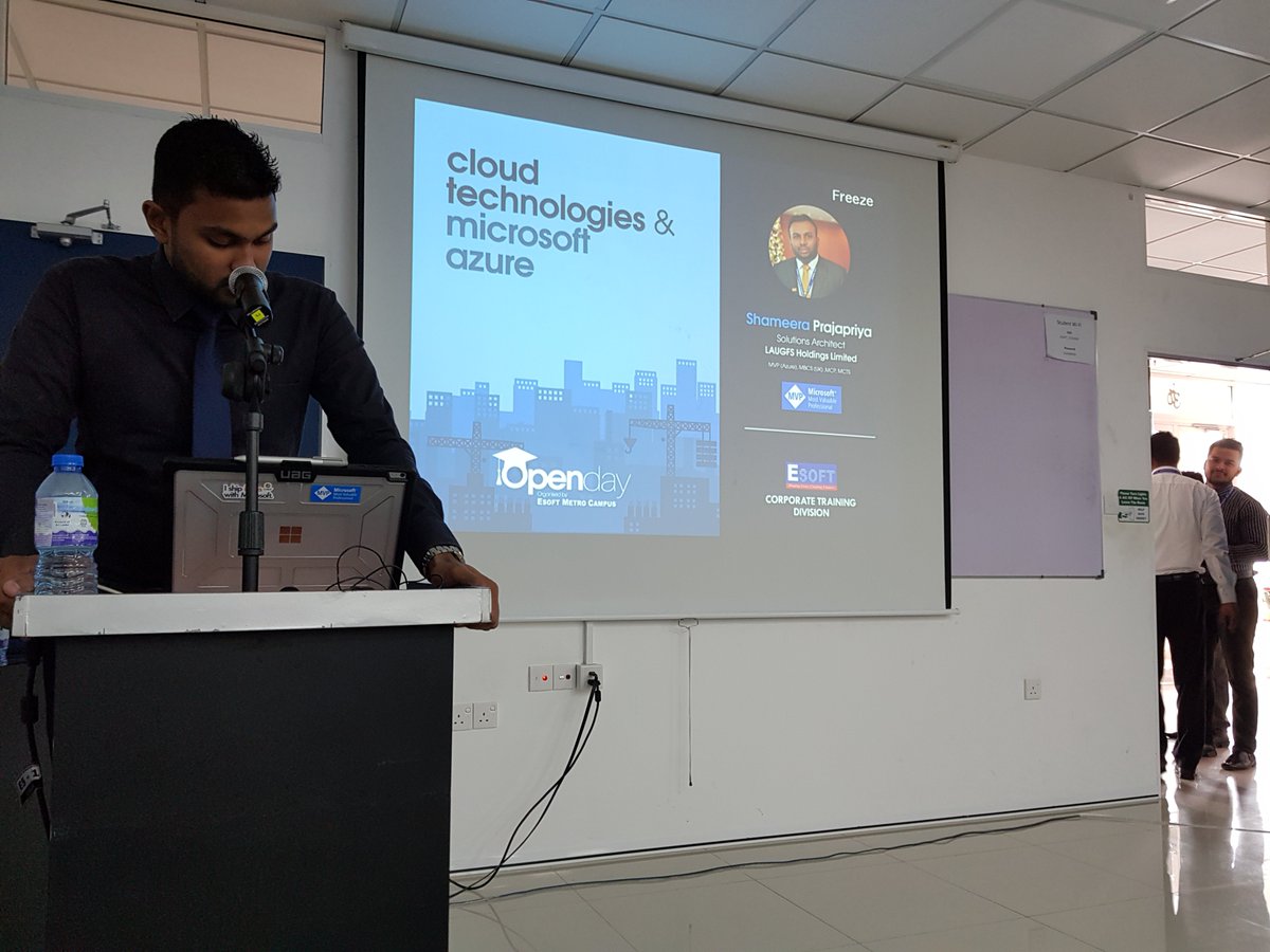 prajapriya's tweet image. Cloud Computing with Azure - Session at ESOFT Open Day 2018.
#Azure #CouldComputing #Microsoft #MVPBuzz #MVP