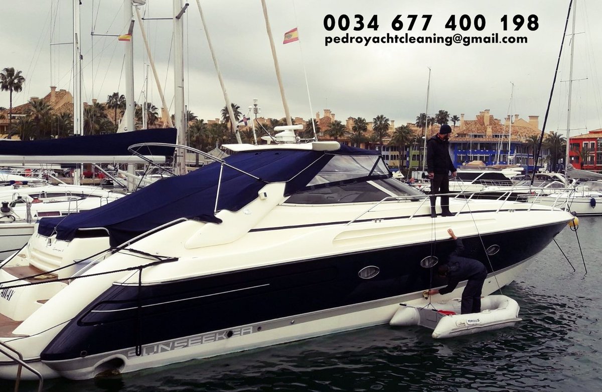 ✅ Another of our services: cleaning and wax the hull! 
✅ Otro de nuestros servicios: limpieza y encerado del casco

 🚤ASK FOR YOUR PRICE! 🚤 #Sotogrande #yachtcleaningservices #boats