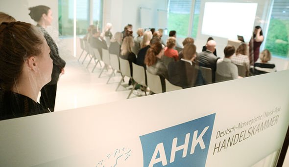 Hva kan Norge lære av det duale utdanningssystemet i Tyskland? Norsk-Tysk Handelskammer inviterer til studiereise til Augsburg fra 10. til 13. april i4plastics.com/nyheter/studie…