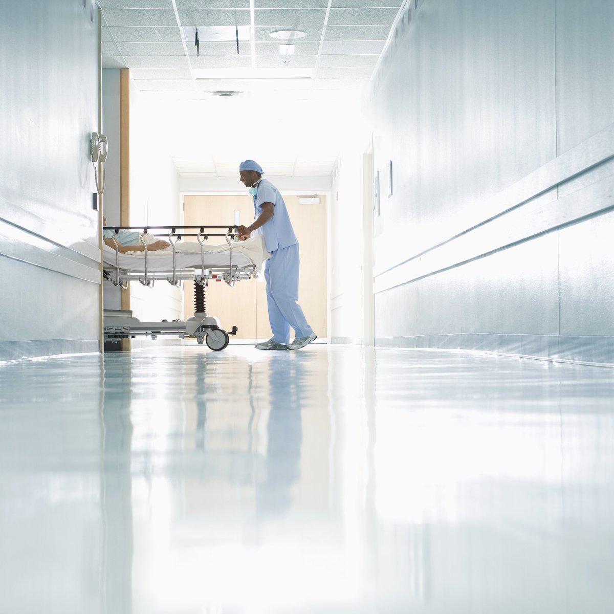 Diversey's Peter Teska, and other industry experts, report on their study findings related to #disinfectant contact time and concentration. Learn more here: ow.ly/2eOO30hMTq9