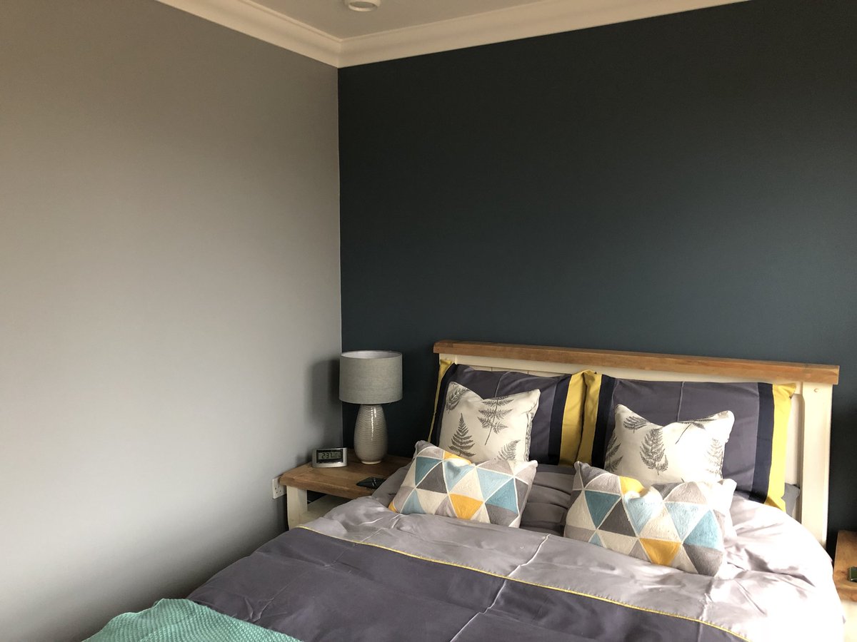 dulux paint bedroom