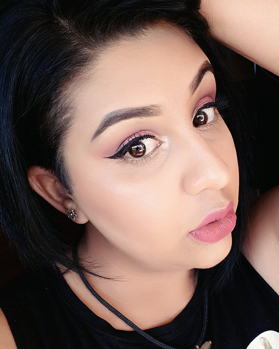 WingedBeautySA's tweet photo. Living Pink this summer!!! #makeup #southafricangirls #southafricanmua #livingforpink https://t.co/XwEPa6Nobu