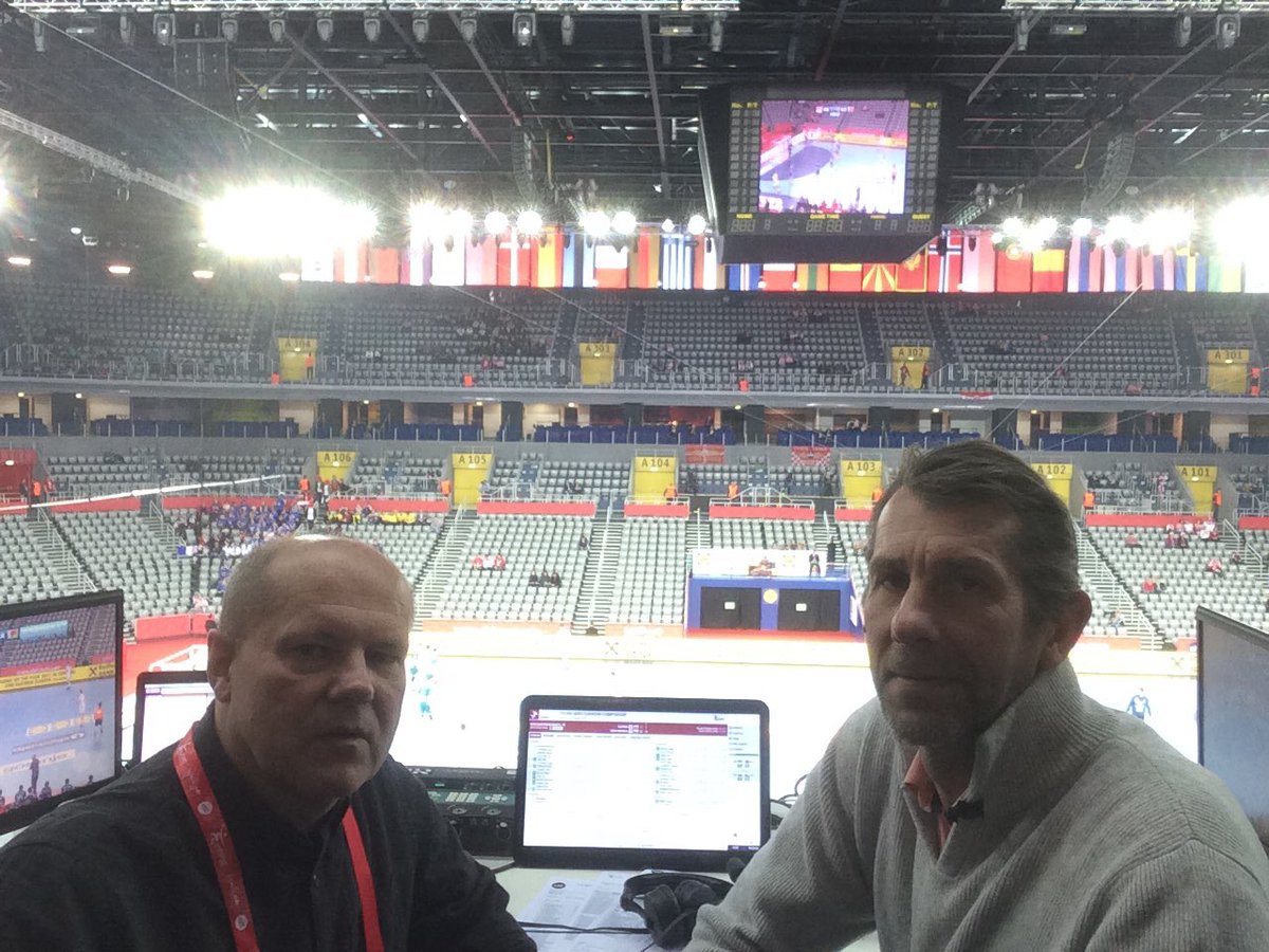 Snart vet vi om det blir semifinal för @hlandslaget <a href="/EHFEURO/">EHF EURO</a> Sverige - Norge 18.15 Frankrike - Kroatien 20.30 <a href="/Radiosporten/">Radiosporten</a>. Du lyssnar väl!