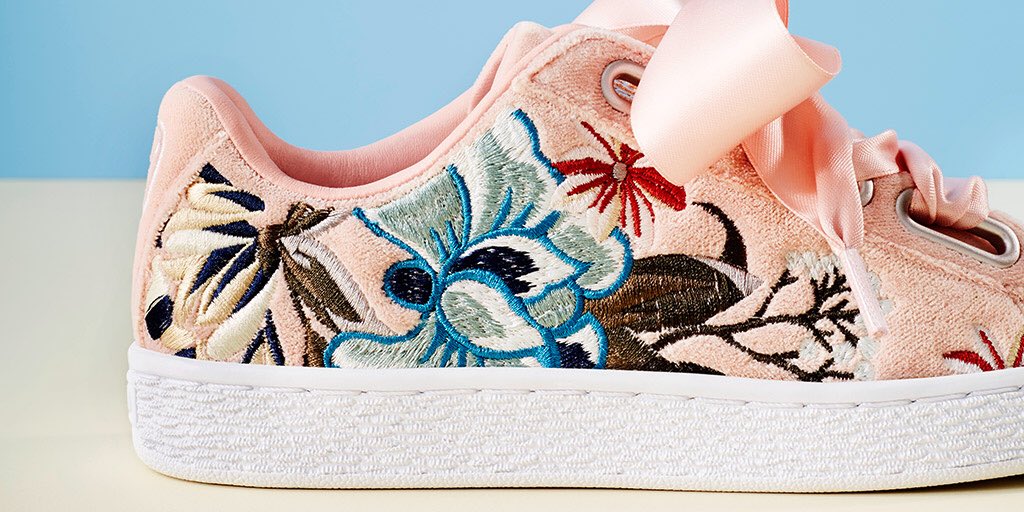 FootLockerWomen's tweet photo. Personal style is all in the details💙 Puma #BasketHeart Embroidery arrives online only 1.26. #DoYou https://t.co/nT0oX38hNe