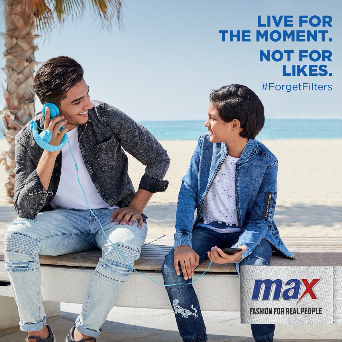 maxfashionMENA's tweet photo. Life is all about real moments and connections. #forgetfilters #Arabidol #Maxfashionmena #MohammedAssaf
معنى الحياة الحقيقي في اللحظات الحلوة اللي نقضيها مع أحبابنا #انسى_الفلاتر #ماكس #عرب_ايدل #محمد_عساف #موضة #أناقة
https://t.co/IKDnDlCS1J https://t.co/g4PqssogZn