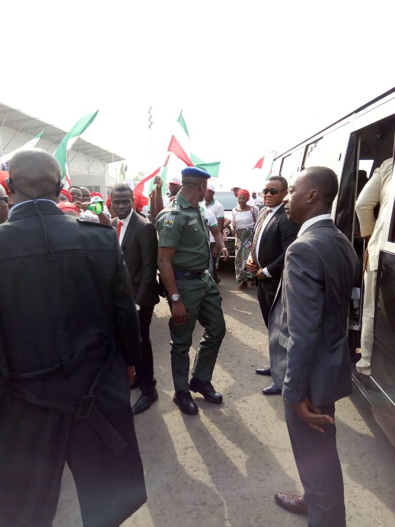 HECTVofficial's tweet photo. More pictures of:

PDP National train led by Prince Uche Secondus and members of PDP BOT with his Excellency Ifanyi Ugwanyi of Enugu State in Enugu this afternoon https://t.co/CH4EUt1rnq