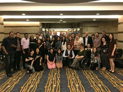 katecacha's tweet image. Peers from @facebook &amp;amp; @LinkedIn and us here at @Oracle are getting #sociallypsyched on our Social Selling Workshop! We got amazing people from Dublin, San Fran, Singapore and Sydney who flew all the way to KL to share their tips, tricks and techniques. #oracledigitalgen #Oracle