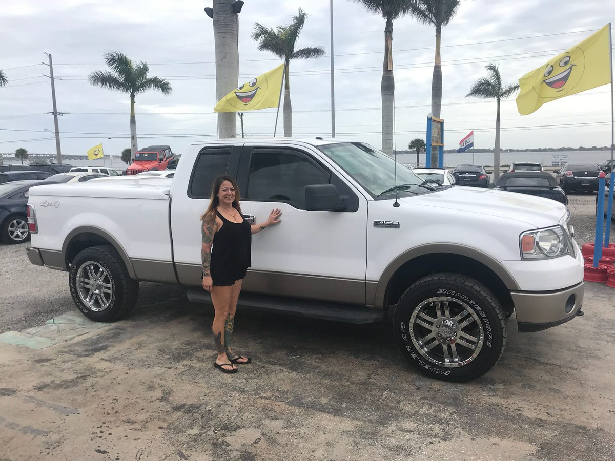 DS_Auto_Sales's tweet photo. Thanks for shopping with us! We wish you and your new truck the best. #CustomerService #CustomerSatisfaction #Sold #TruckLife https://t.co/GLHa9iTHJh