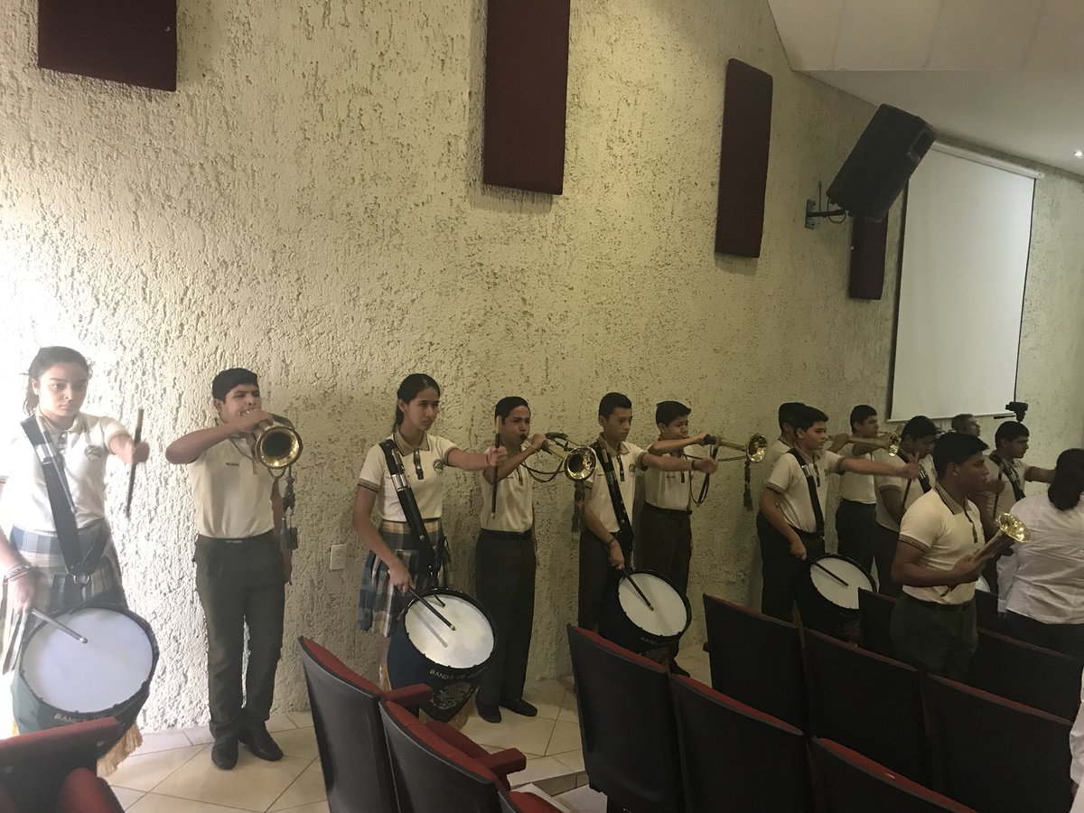 SecTalentos's tweet photo. La Banda de Guerra, Escolta y Juramento de #Talentos participan con entusiasmo en el arranque del XXII Congreso Seccional Extraordinario organizado por #SNTE39. https://t.co/dy0GMs40ig