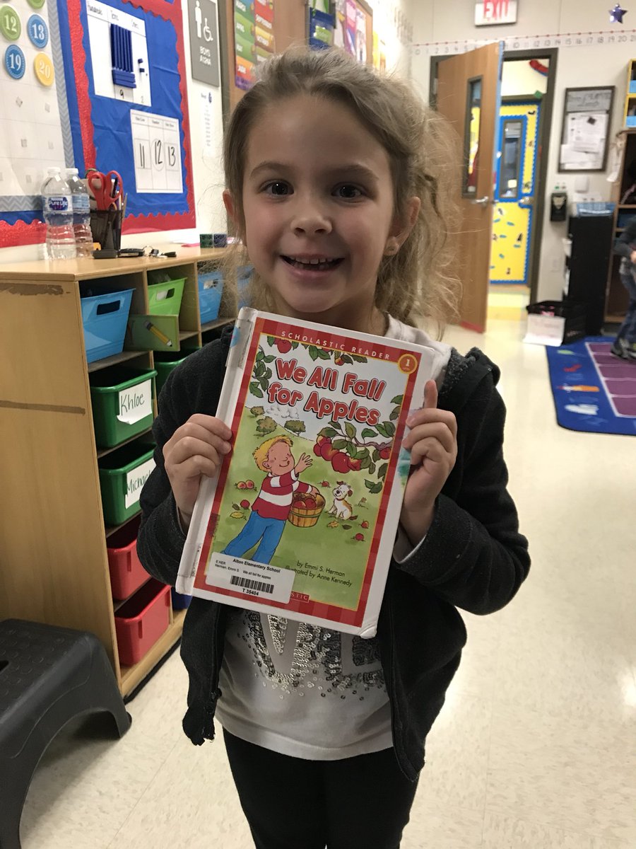 JKapchinski16's tweet photo. First student this semester to take a AR test & she ROCKED it with a 100! Saying we are both excited is an understatement! 📖 #SUPERproud #kinder #ARtesting @PrincipalOgg @amyleasure0914 @AltonElementary @AlisonVanek https://t.co/7OvB1vq35e