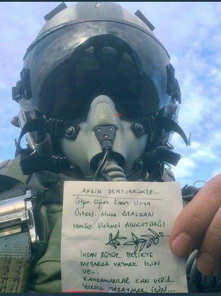 yozgatliemmi's tweet photo. Zeytin Dalı Harekatı'na katılan pilot şehitleri unutmadı...
"İnsan büyür beşikte
Mezarda yatmak için
Kahramanlar can verir
Yurdu yaşatmak için"
#AfrinOperasyonu #ZeytinDaliHarekati #MehmetMuratdağı #OğuzKaanUsta #MusaOEzalkan https://t.co/AlvHZzfMGZ