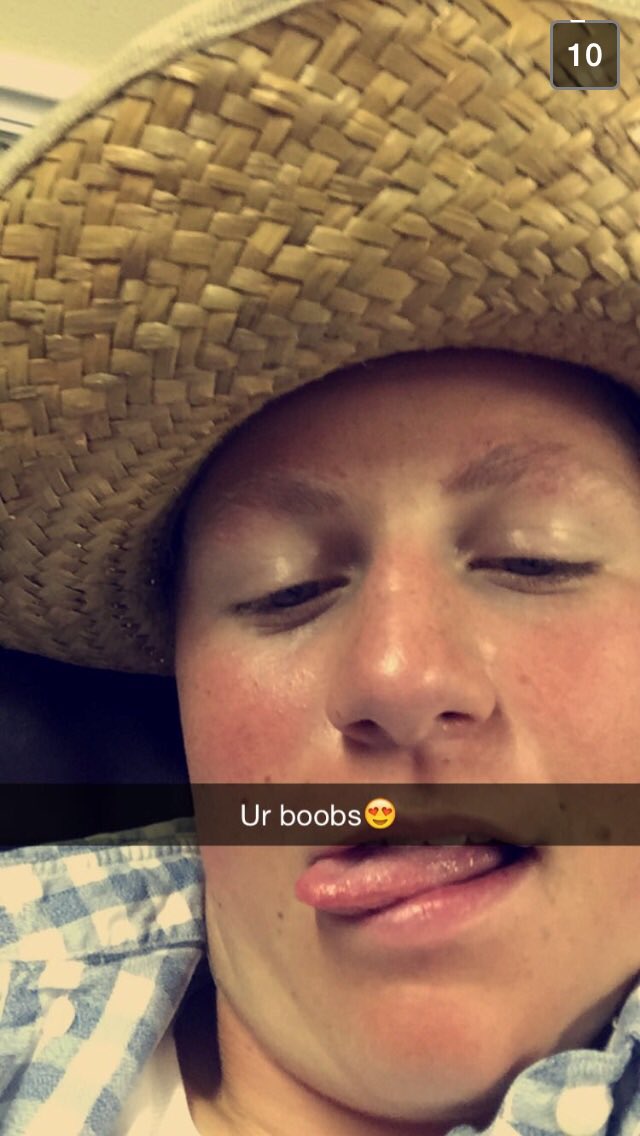 A huge 18th birthday shoutout to the kid who loves to starfish on concrete after a late night, happy birthday BJ <a href="/bennettjreilly/">Bennett Reilly</a>