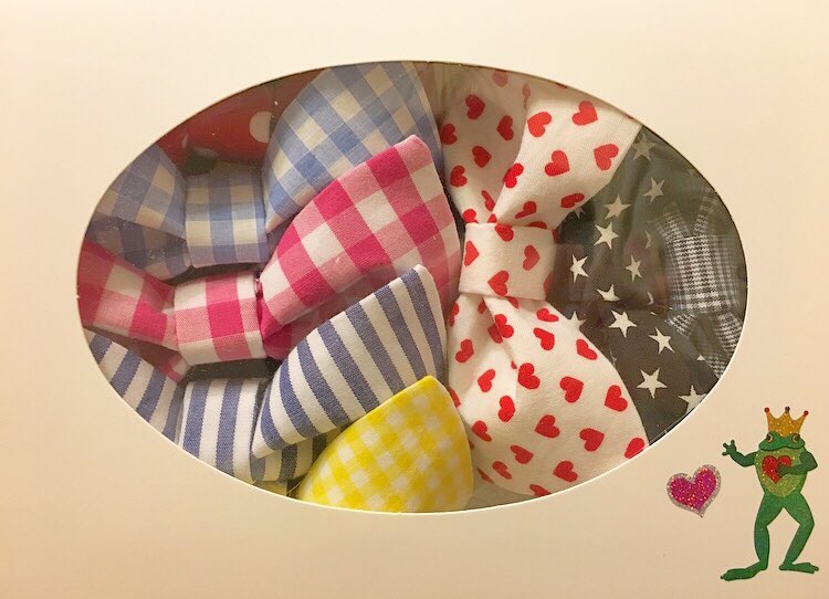 _hika042_'s tweet photo. しゃべれくらん。
今回も楽しくて楽しくて！！（笑）♡
きょんちゃん前髪上げてる感じ私的にドツボで終始かわいいしか言ってなかったかも、
蝶ネクタイずっとあげたくてやっと渡せた！ママが作ってくれたありがとう😽🌼
喜んでくれてよかったあ〜、😻
コーナー楽しかったなあ🤤 https://t.co/UMUKPsNf0P