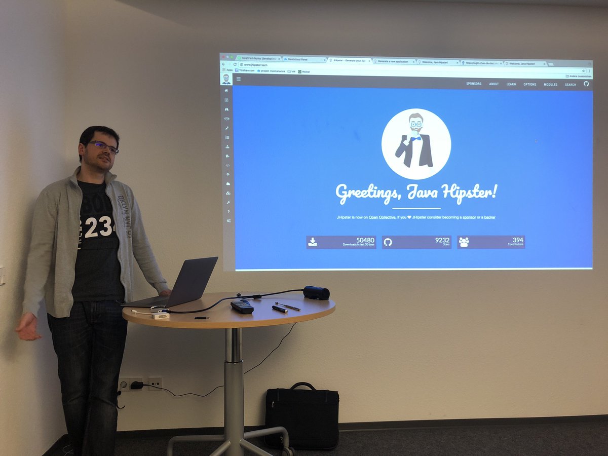 jug_mz's tweet photo. Stefan zum Thema @java_hipster https://t.co/UiKieGcxKG
