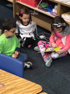 frkinderd64's tweet photo. Thank you to Ms. Egan's first-grade class for coming in and sharing your smooth, non-fiction reading voices with us! https://t.co/wNyD2FuyeQ
