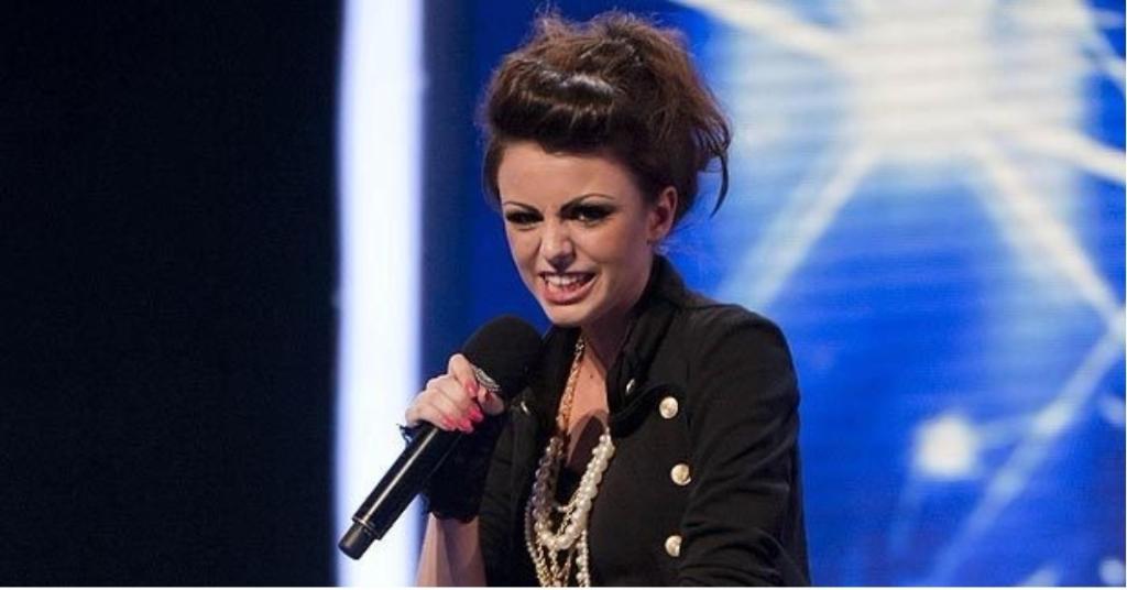 TheSun's tweet photo. X Factor's Cher Lloyd announces happy baby news 
https://t.co/1uwhD0EdgJ https://t.co/DuK3gAPHko