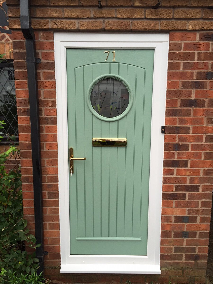 GlazeriteLtd's tweet photo. Do your customers live in a flood risk area? Offer them the option of a flood door that can mitigate against rising water of up to 600mm @Flood_Angel  https://t.co/s70JRSRNQR https://t.co/SSVSa7owOm