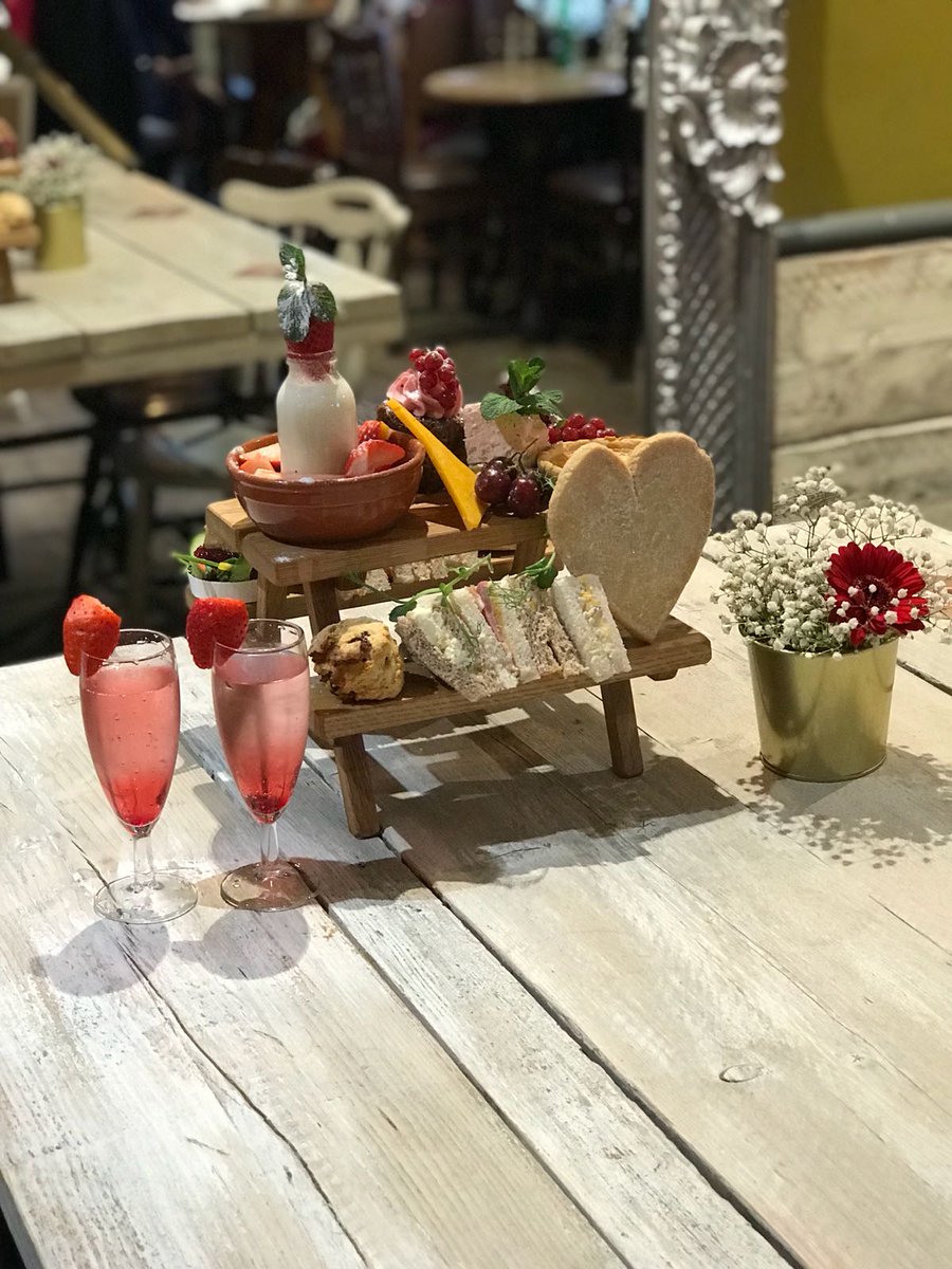 southcausey's tweet photo. Shakespeare declared that music is the food of love. But, at South Causey Inn, food is the food of love! ❤

Check out the link below for info on our spectacular Valentines Afternoon Tea with music from the amazing band @north_road. 

https://t.co/8nKipZndfl

#NEfollowers https://t.co/2hUe00eKRf