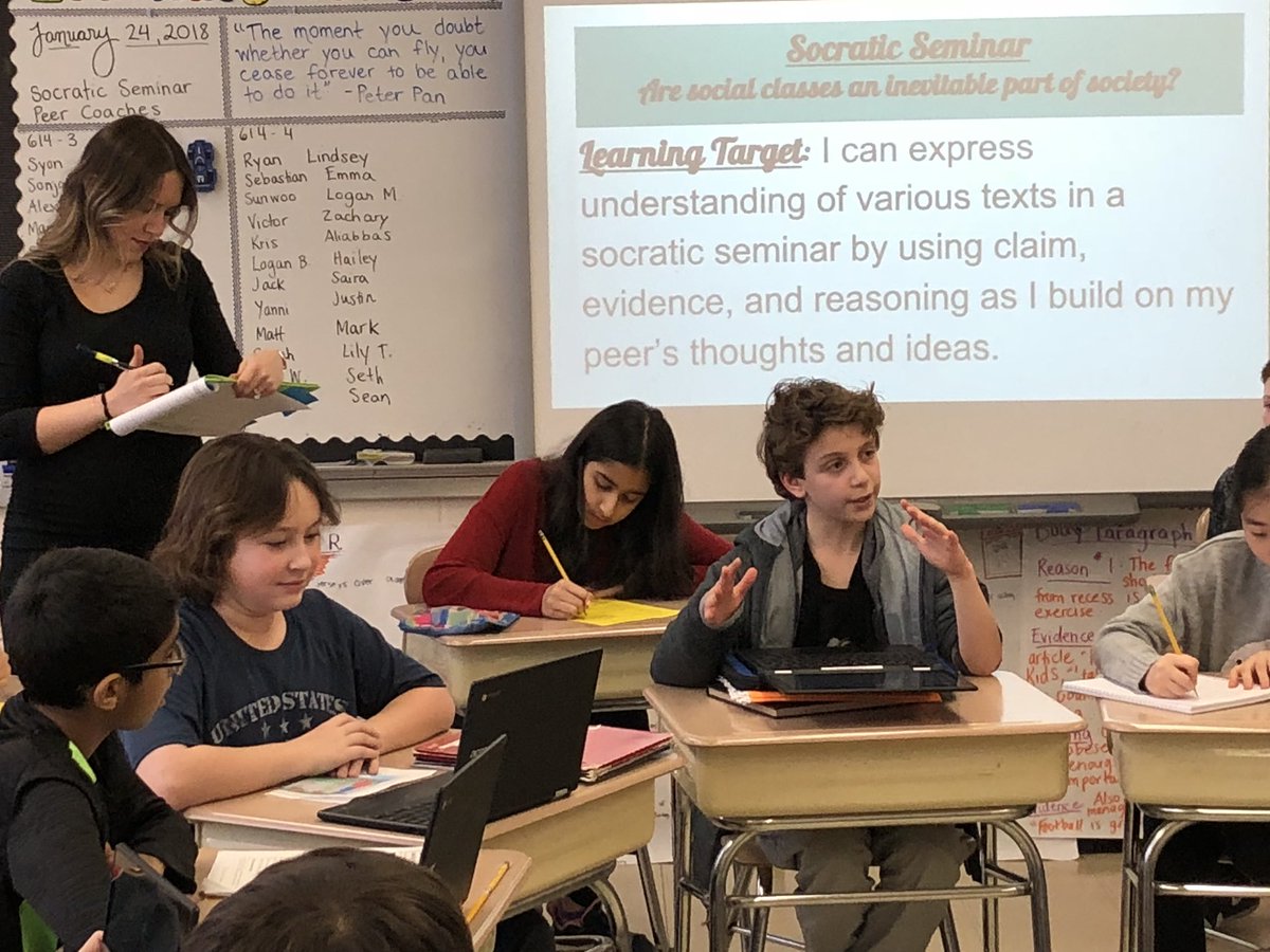 EAnnino123rb's tweet photo. Participating in Socratic Seminar to argue “Are social classes inevitable?” #totalintegration @CarlyMeyer24 @pobsupt @POBMS https://t.co/pTs9uAaa6w