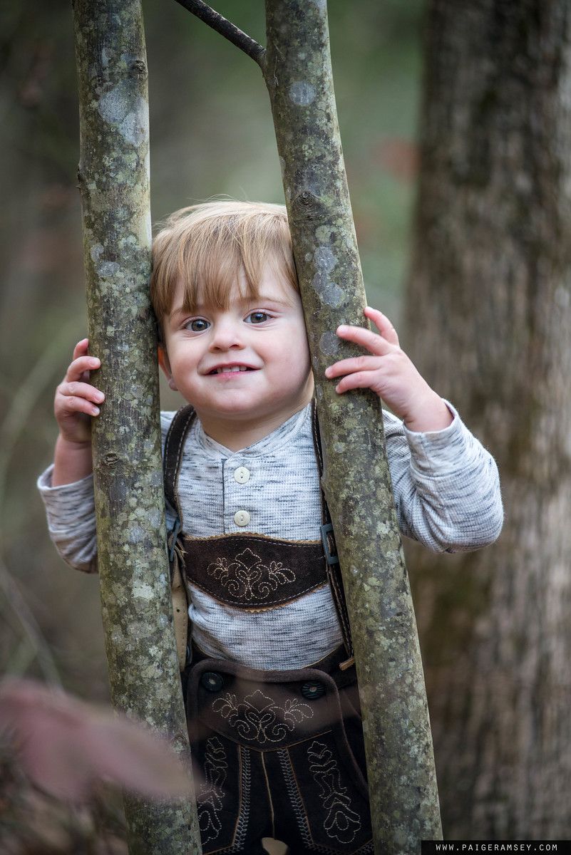 Wanderlust_Dogs's tweet photo. Love Love Love!!  Doesn't my little nephew look perfect in his pair of Lederhosen??  I got these in Rothenburg ob der Tauber when he was still very little.  It was to be his first Christmas present.  Now he is a little over 2 and it still fits :) https://t.co/NasTrjEoLq