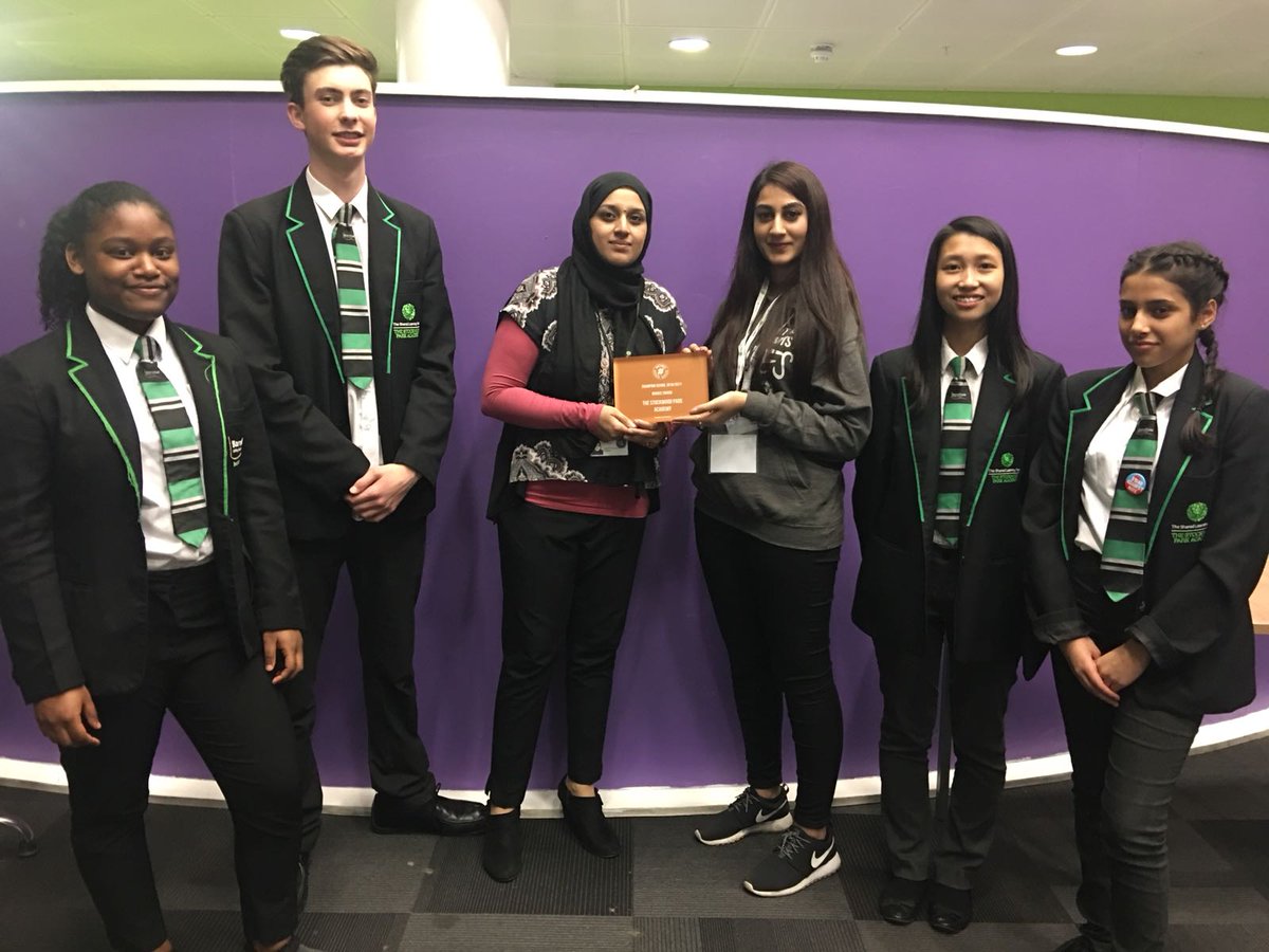 SohailaABDG's tweet photo. Proud to present @TSLTStockwoodPk with their bronze champion school plaque today. Congratulations and thank you for your support! @bydesigngroup @NCS https://t.co/1gZflpkiOD
