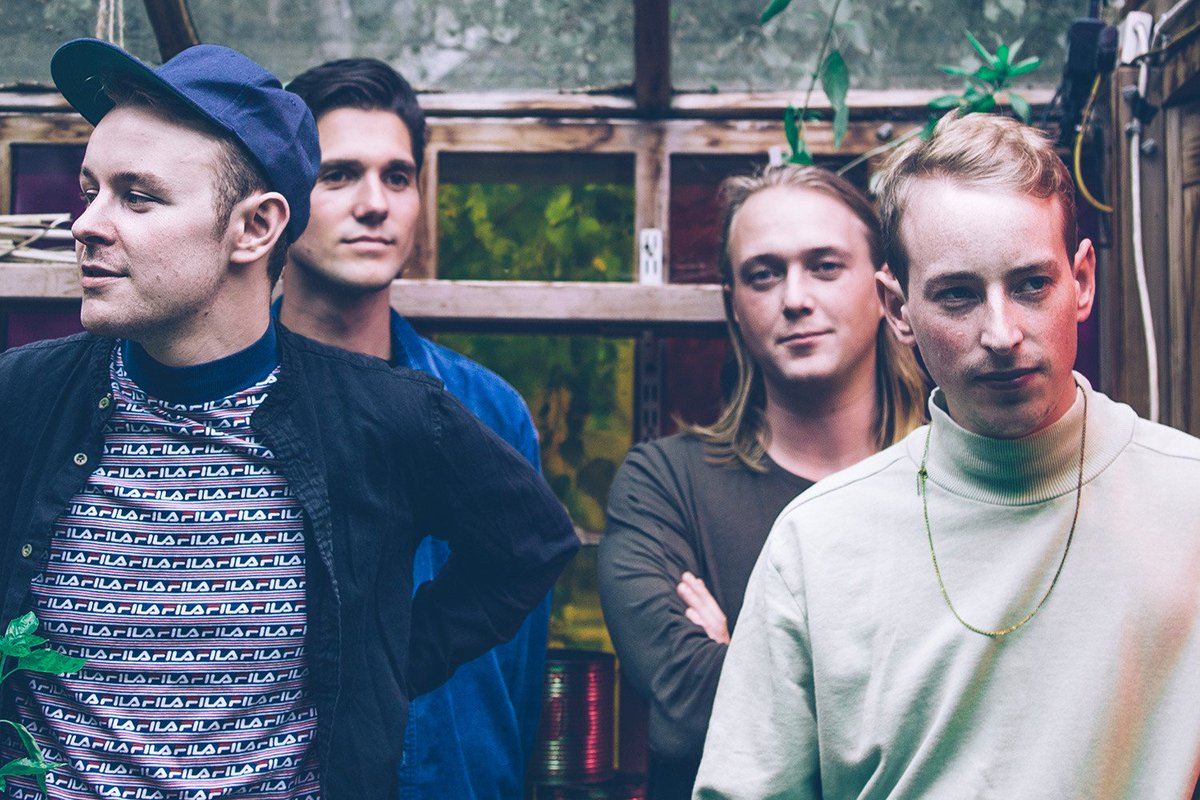 Before 8pm with <a href="/joshhannen/">Josh Hannen</a> tonight:

Tunes from <a href="/thedjangos/">Django Django</a> <a href="/Bad_Mannequins/">Bad Mannequins</a> <a href="/TUSKAOFFICIAL/">TUSKA</a> and new @lowislandmusic.

amazingradio.com/joshhannen to listen.